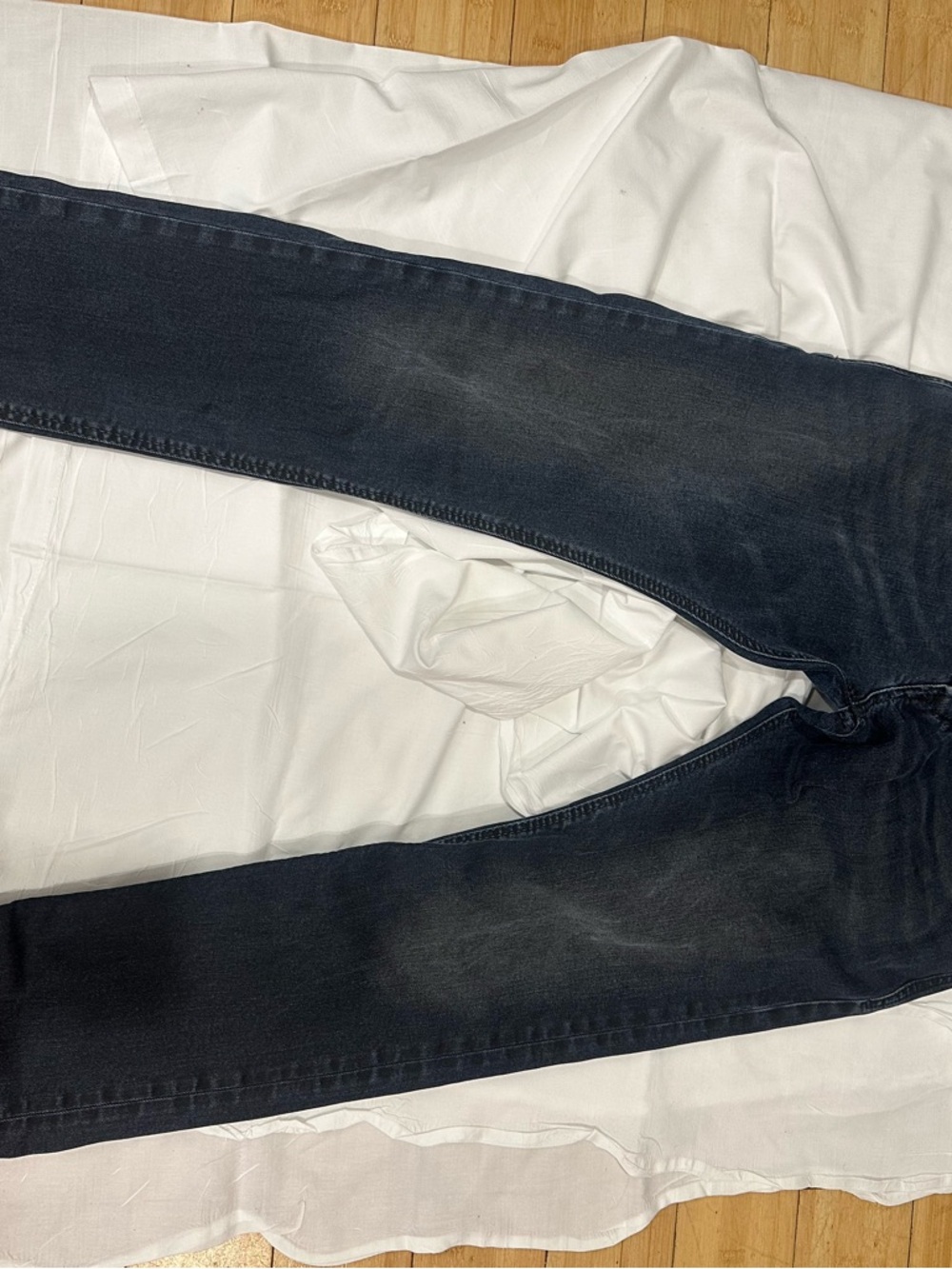Diesel Tepphar Slim-Carrot Jeans - Dark Blue